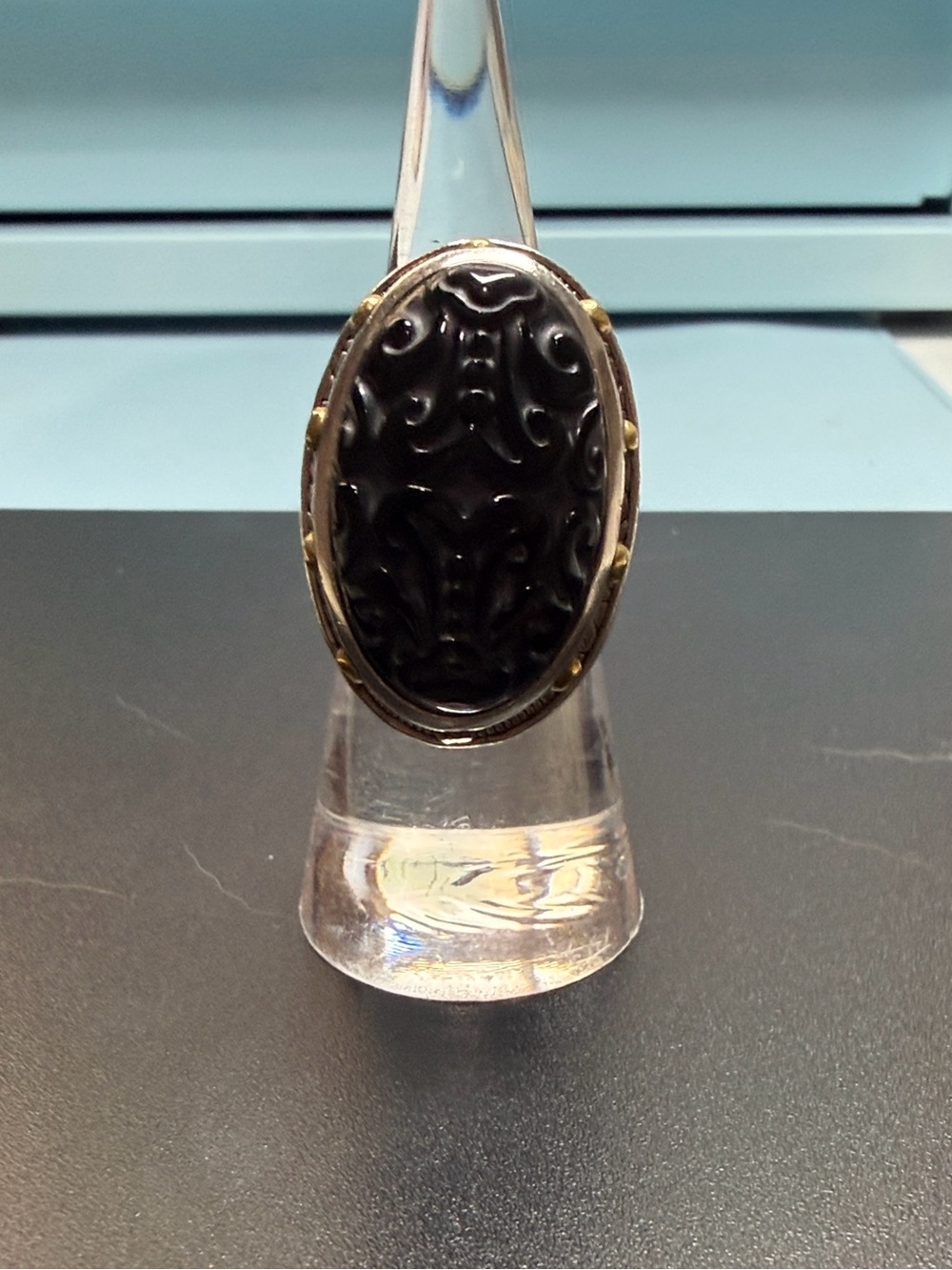 Silpada “into the night“ retired Sterling silver ring;carved onyx stone;sz 6